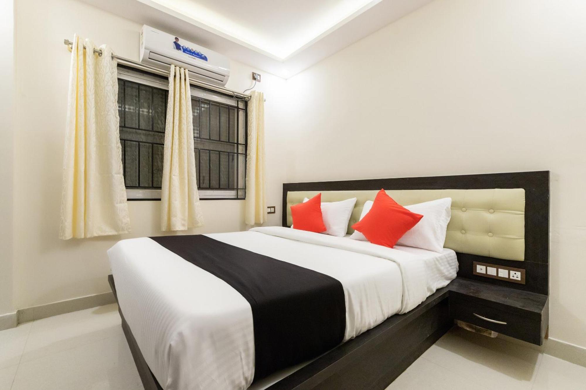 Capital O Regal Suites Bengaluru Kültér fotó