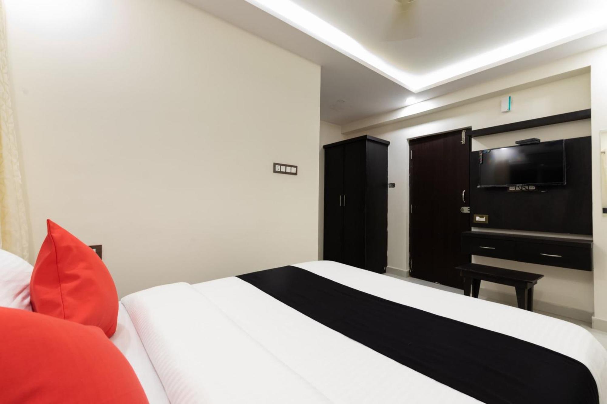 Capital O Regal Suites Bengaluru Kültér fotó