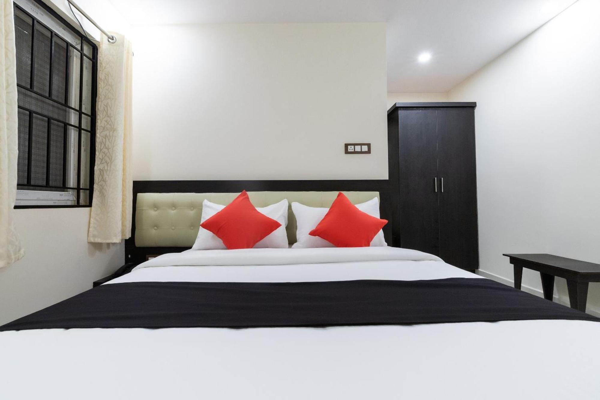 Capital O Regal Suites Bengaluru Kültér fotó